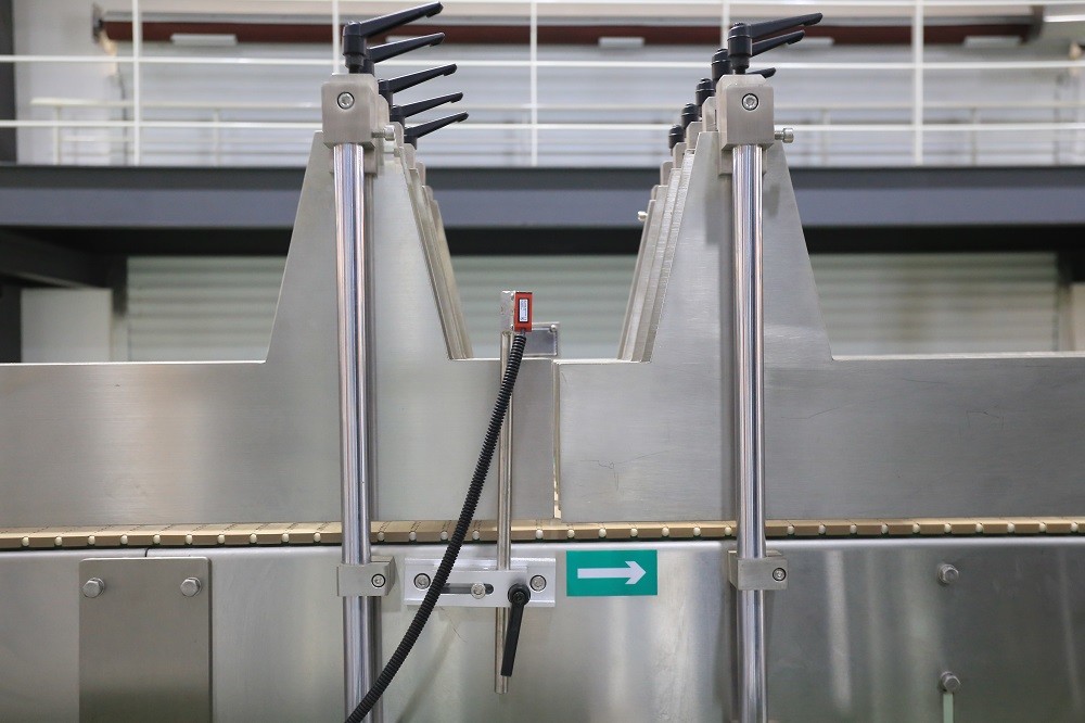 High Speed Chemical Packaging Machine Auto Carton Packing Machine 8-16 Cartons / Minute