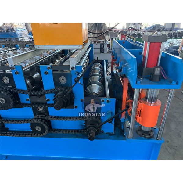 5 rib and 6 rib trapezoidal sheet double layer roll forming machine in Hungary