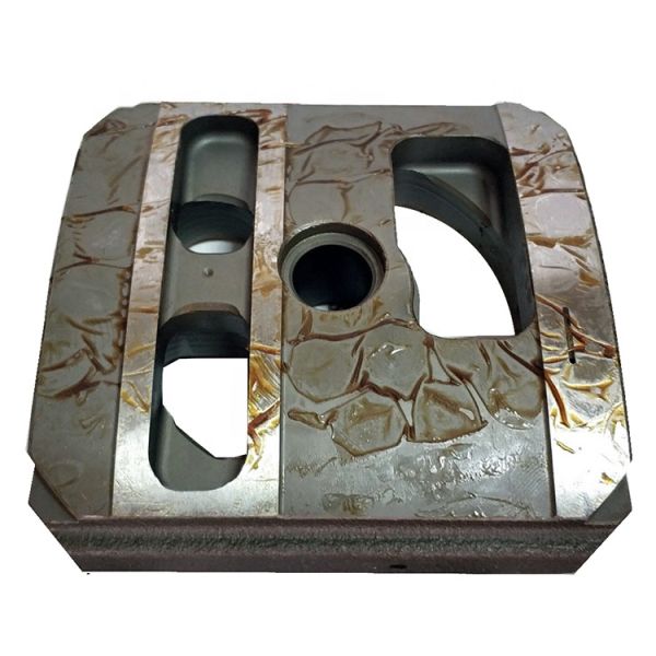 Excavator Hydraulic Pump Valve 2052073 2052067 for Hitachi ZX200-3 ZX200-5G ZX200-5A