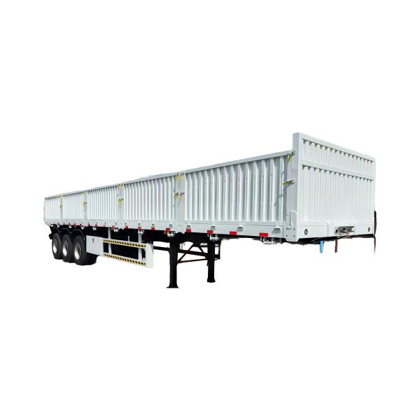 CIMC brand uses high-strength steel to make fenced semi-trailers suitable for