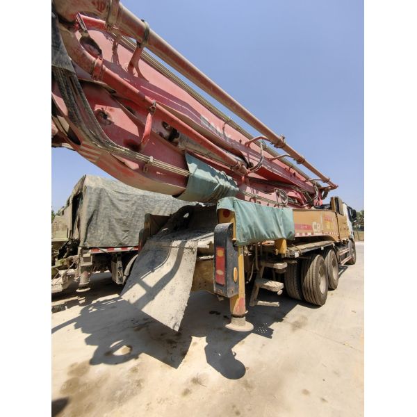 180m 178 Hydraulic Truck Mounted Pump 49m Concrete Pump Truck with Mercedes Benz Chassis