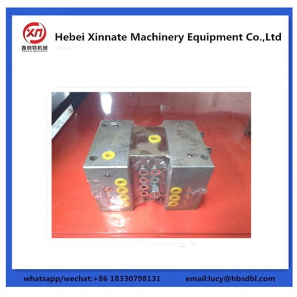 8 12 16 Holes Putzmeister Concrete Pump Parts Lithium 6 Holes Grease Distributor