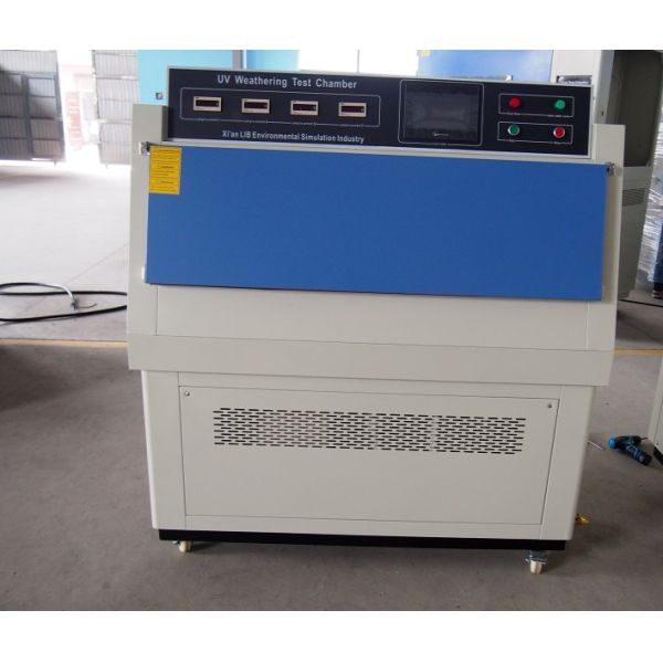 Accelerated UV Weathering Test Chamber Spraying water For Plastic Rubber