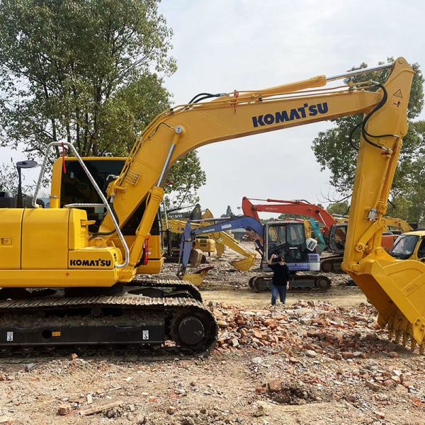 Used Komatsu PC120 Crawler Backhoe Excavators 12Ton Construction Large Machinery Digger