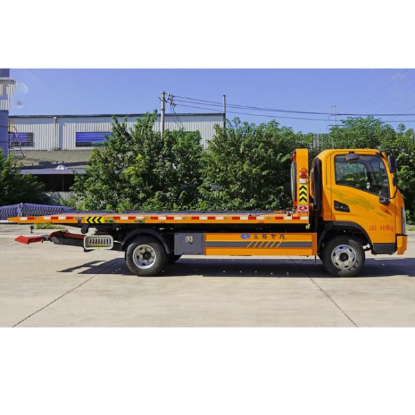 SHACMAN 4x2 Wrecker Truck 6.5 Tons One Tow Two Vehicle Flatbed Wrecker Road-block Removal Truck