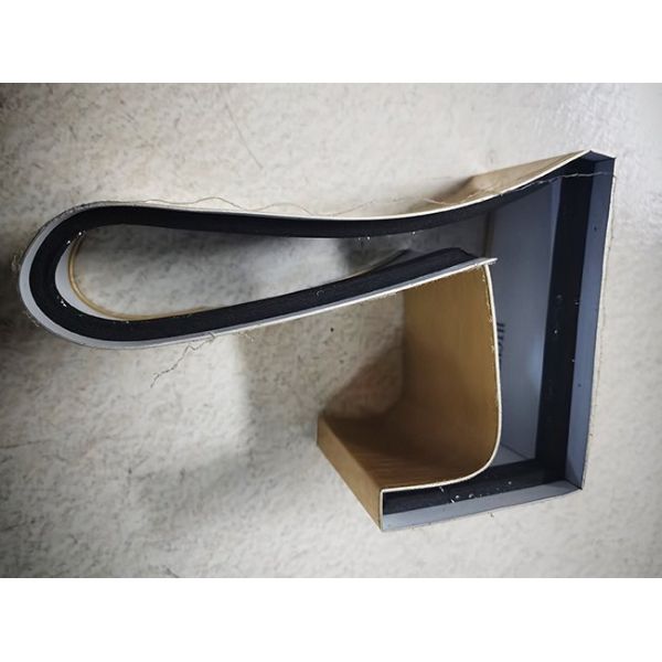 LED Signs Making Channelume Material 0.4mm-0.5mm Thickness Letter Trim Cap