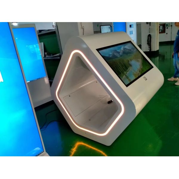 Win10 Linux 55inch Interactive Digital Kiosk Customized Cube Design