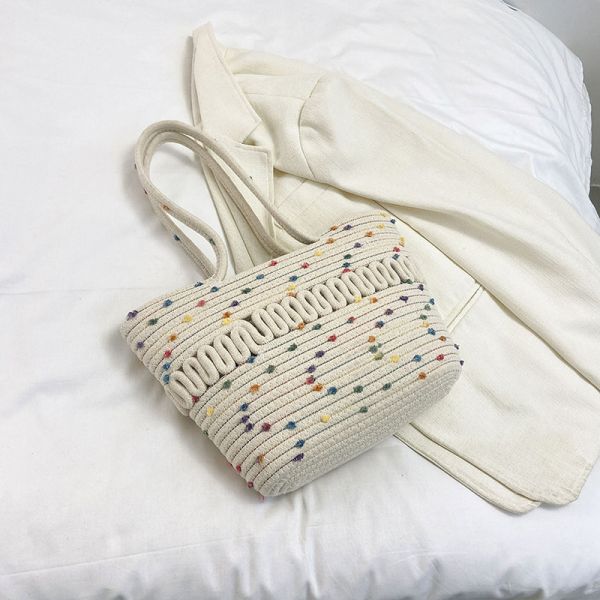 New Large Straw Raffia Handbag For Women 2 Colors Casual Beach Bag Handmade Crocheted Wicker With Open Closure Chain Decoration