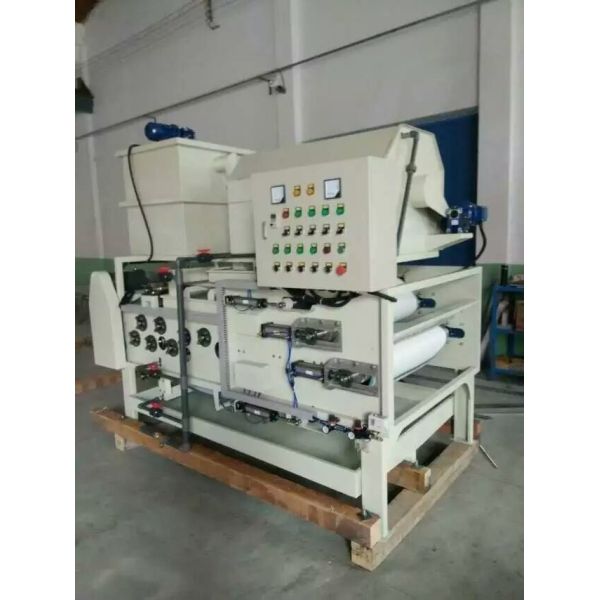Gravity Sludge Belt Press Machine Wastewater Treatment Sludge Dewatering Maple