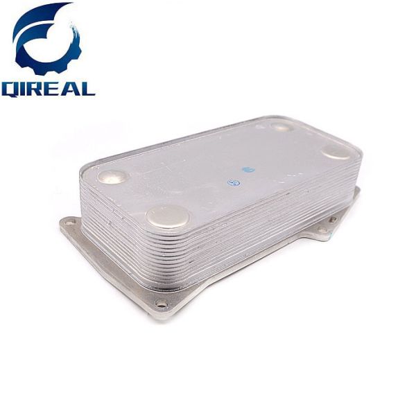 04252961 20459219 21707096 EC210 Excavator Spare Parts D6D D4D Engine Oil Cooler Core BF6M2012C