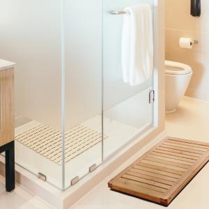 Bamboo Bathroom Supplies Bamboo Shower Floor Mat Non Slip 23.7 X 16 X 1 Inches