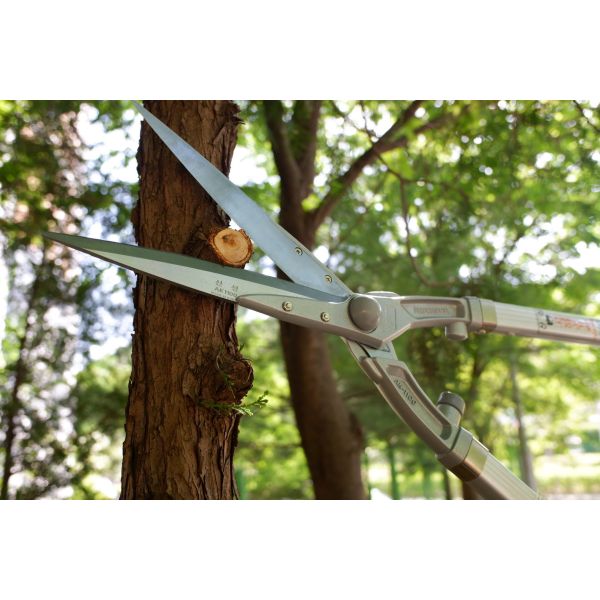 SINSEUNG AK1100 Lever Hedge Shears Extendable Handle Plant Cutting Scissors Yard and Garden Tools