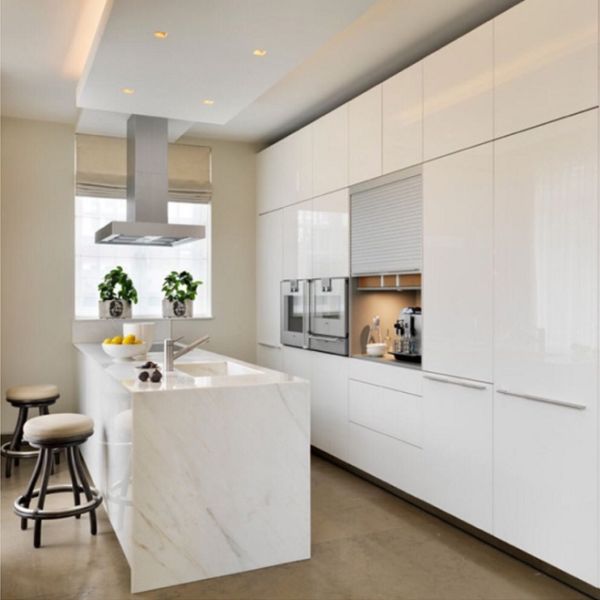 Quartz Stone Countertop Customized Kitchen Cabinets with Waterproof Fireproof Feature