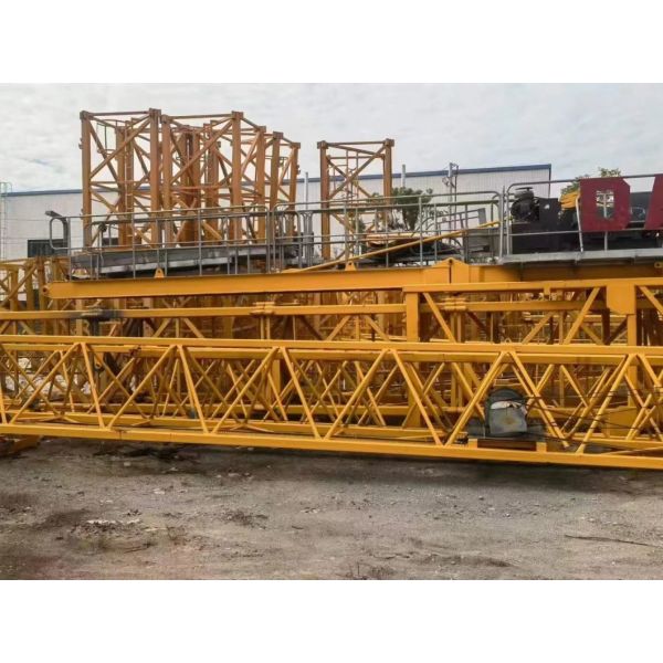 20 Years Dahan Heavy Industry Machinery Elevation Tower Crane Moving Type Car Type