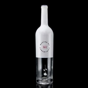 Quality Custom Bottle 750ml White Spray Paint Whisky Vodka Empty Glass Bottle With Cork for sale