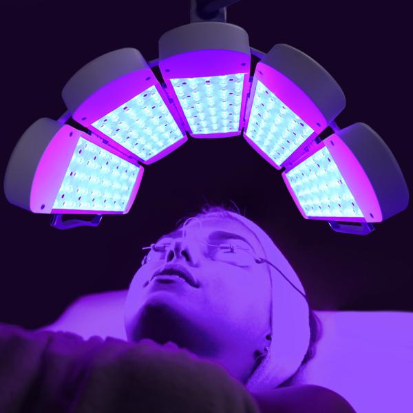 Photodynamic Therapy Machine With 3 Color Red&Blue LED Light For Face Skin Treatment