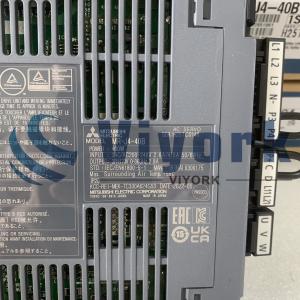 Mitsubishi MR-J4-40B1-RJ020 Servo AMP 400W 200V J2S Sscnet Conversion Unit