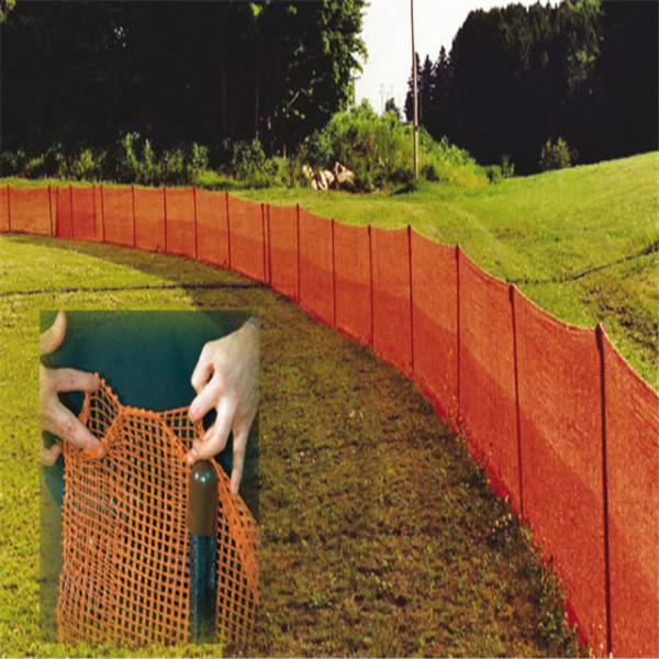 Plastic Building Safety Warning Net , Warp Knitted Weaving Road Barrier Fence