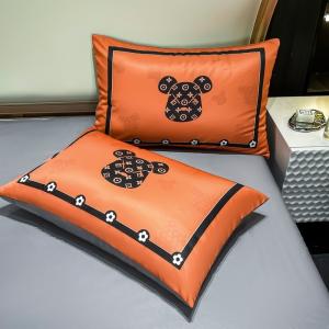 100% Polyester Wedding Four-Piece Kit Bedding Set For Hotel And Home