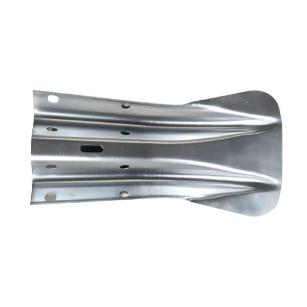Roadway Safety S235jr Galvanized Steel Highway Guardrail with Steel Fishtail