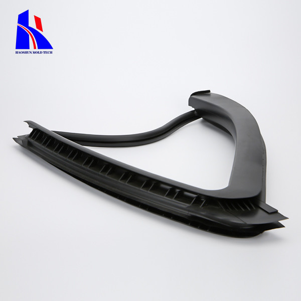 Customized Painting Plastic Injection Molding Parts Black ISO 9001