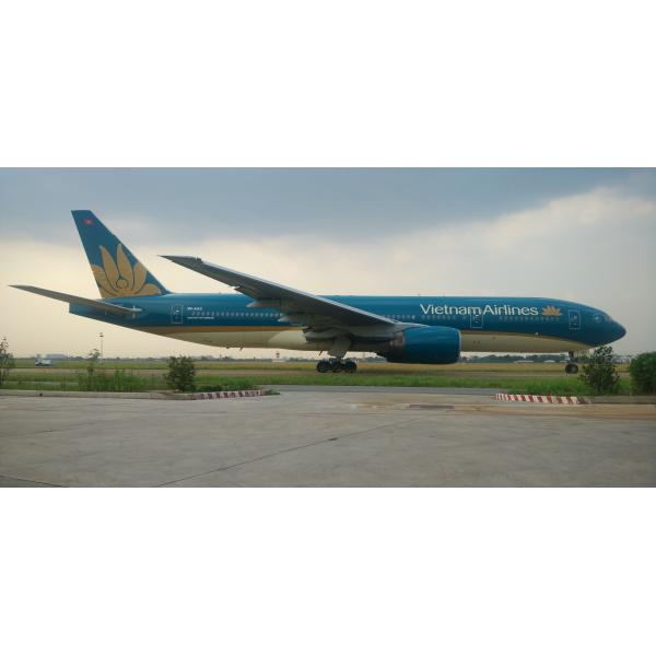 Nice airport shuttle bus equivalent to Cobus3000S high passenger capacity