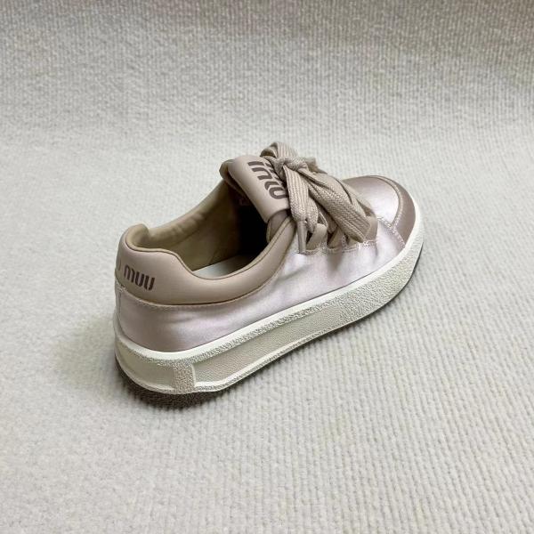 Women luxury thick-soled sport shoes with light weight