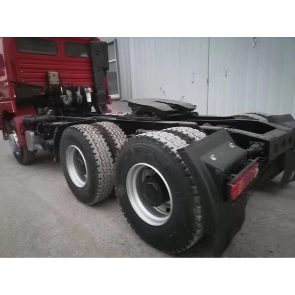 HOWO 6X4 371HP 420HP Tractor Trucks Head Diesel Engine 10 Wheels Tow Tractor Trucks and Trailers for Sale