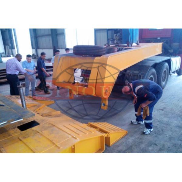 Quad Axle Lowboy Gooseneck Trailer , Front Loading Detachable Hydraulic Low Bed Trailer