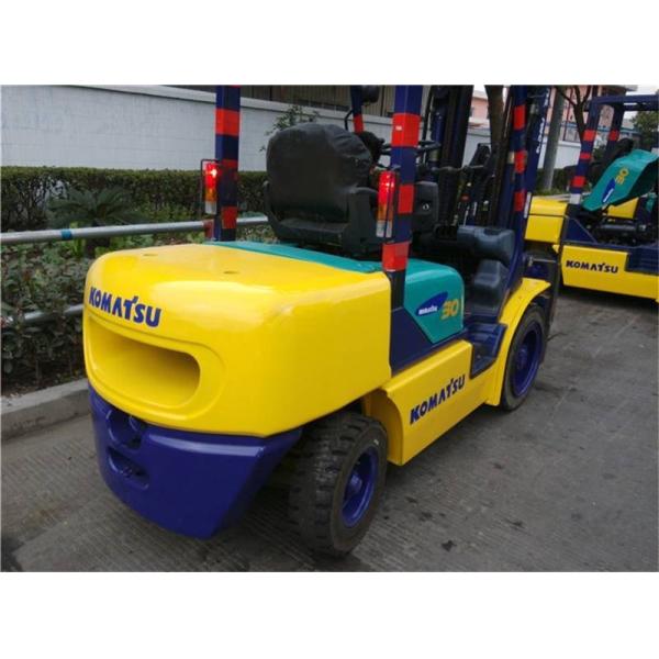 Buy FD 30T-14 Komatsu 3ton used forklift original made in japan at wholesale prices