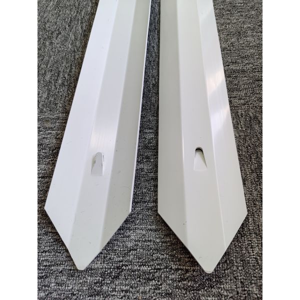 Customized Height White PVC Traffic Delineator Post Flexible Roadside Warning Guide and Reflective Road for Safety