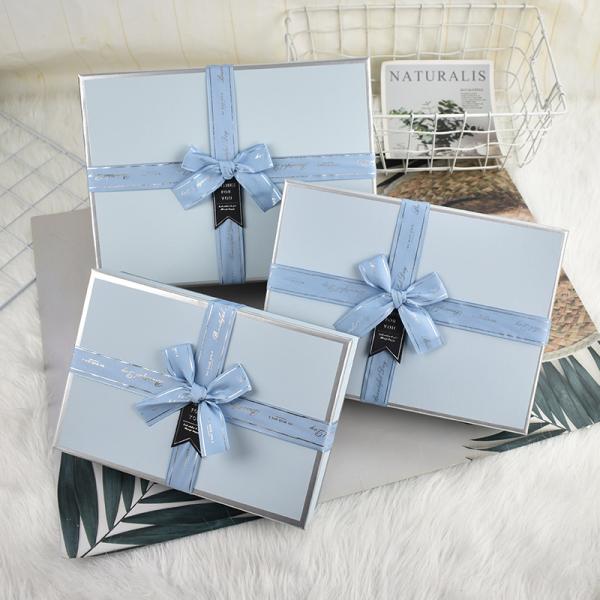 Valentine's Day jewelry boxes with Korean style design featuring long strip bows