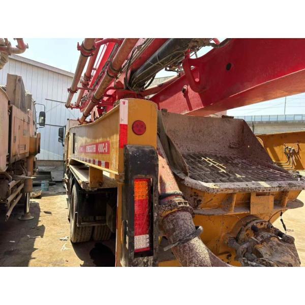 Mercedes Benz chassis 2019 Zoomlion 49m used concrete pump truck for sale