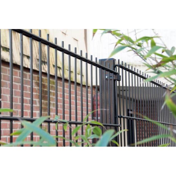 656 868 Welded Mesh Fencing 50x200mm , 2D Galvanized Wire Fence 630-2430mm Height