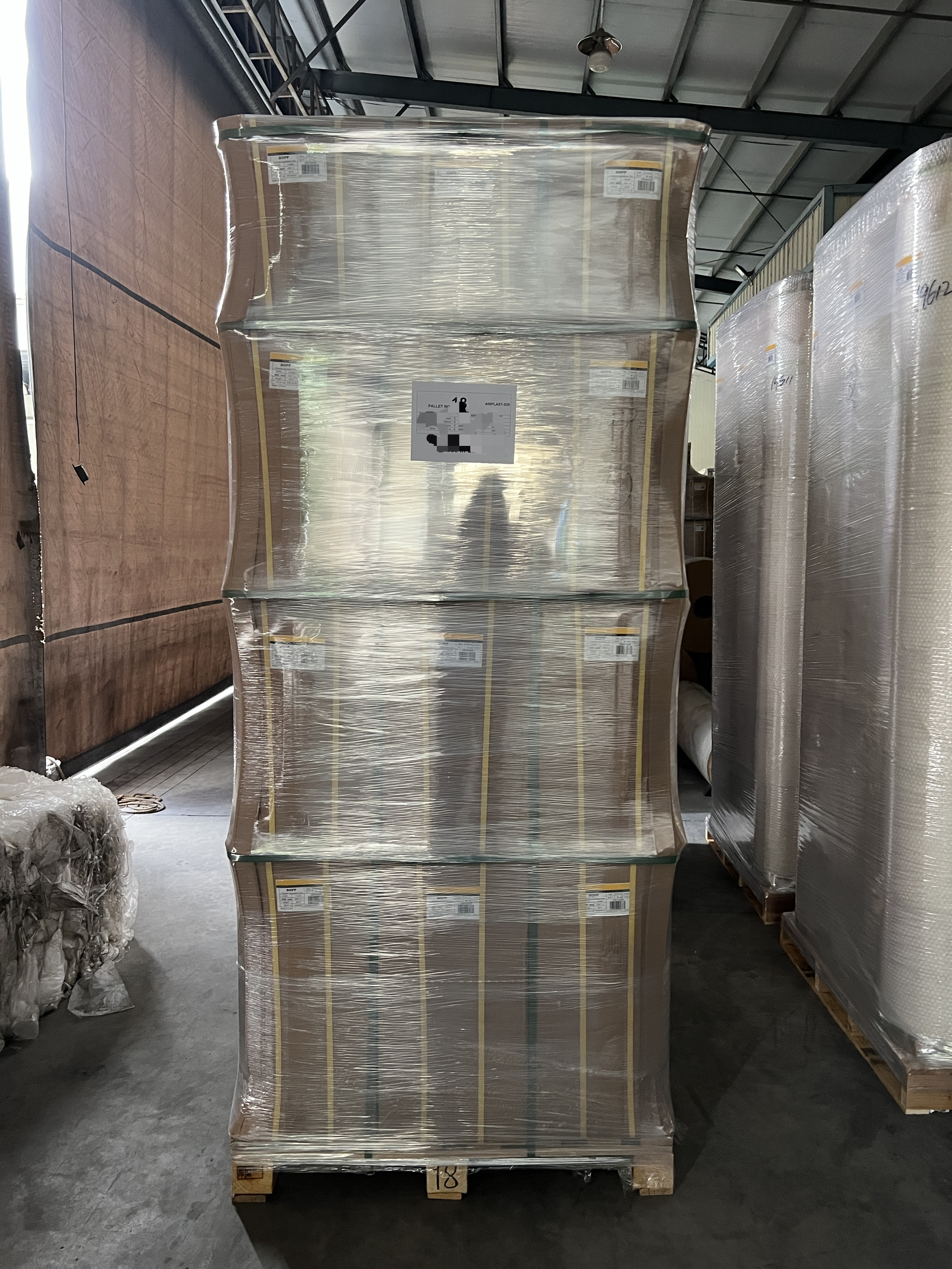 Quality Soft Matte Finish Book Laminating Film with 17 to 250 Microns Thickness for Matte Surface Protection for sale