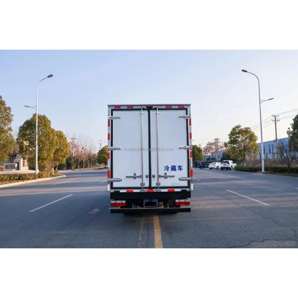 Factory Customized DFAC DongFeng Small Mini Light Refrigerator Truck Refrigerated Box Truck