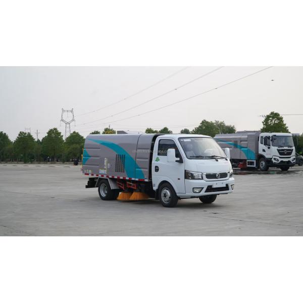 Dongfeng 2000 Liters Mini Municipal Sanitation Street Clean Road Sweeper Truck