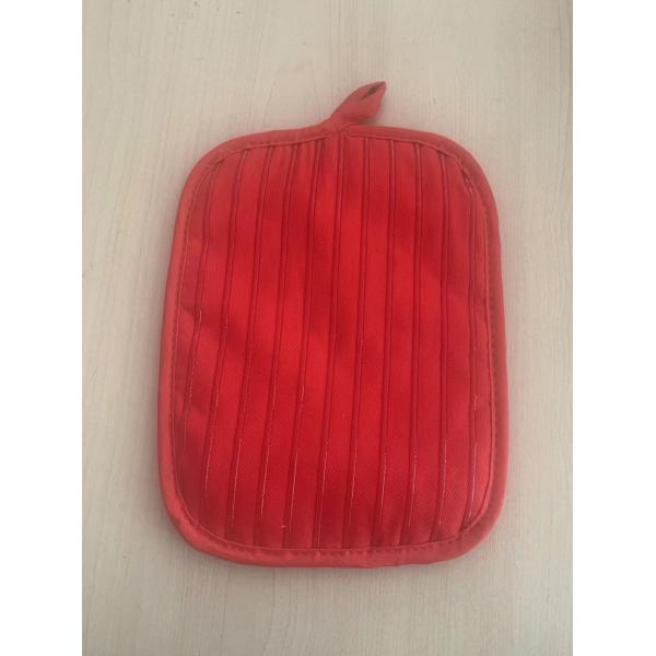 Buy New Coming Pot Holders with Non-slip Silicone and Pocket at wholesale prices