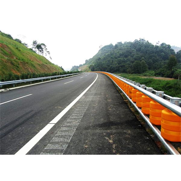 Yellow Red EVA Filled Safety Roller Barrier High Energy Absorption And Low Reaction 7