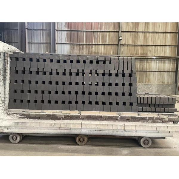 Silicon Nitride Bonded Silicon Carbide Brick For Aluminum Smelting Chute