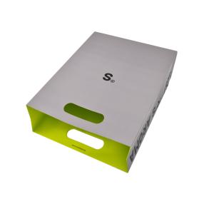 Gift Custom Paper Shopping Bags PP Rope Debossed Print Artpaper 157gram