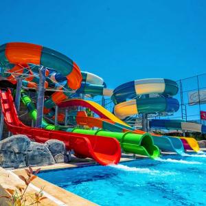 ODM Water Play Attractions Park Equipment Slide For Children