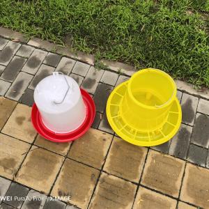 11L Poultry Feeder Large Capacity Ducks Chicken Feed Bucket