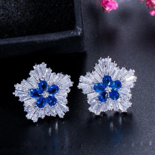 Flower Stud Earrings Women Luxury Shiny CZ Earring Fashion Contracted Wedding Accessories High Quality Earrings Jewelry