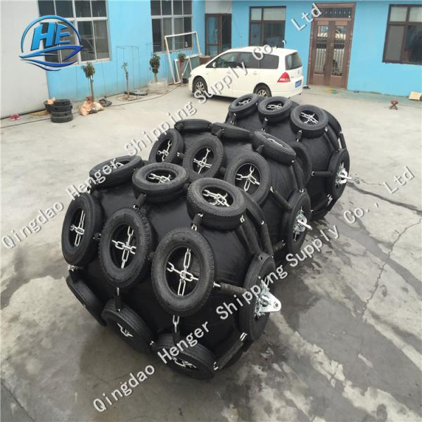 Buy 1.35*2.5m Hydro Pneumatic Fender Pneumatic Yokohama Rubber With Black Tyres Sheath Type at wholesale prices