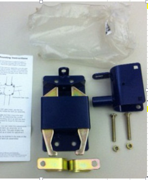 Buy Farm Gate Metal Fence Accessories Powder Coated Multicolor Gate Latch at wholesale prices