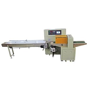 Manufacturing Price Full Automatic Pillow Equipment Bag Cake Candy Packaging