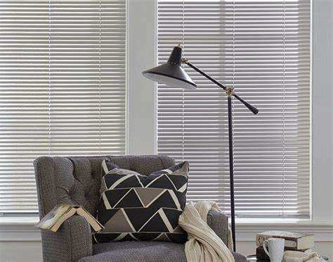 Buy Window Decoration Aluminum Venetian Cordless Curtain Blinds For Hospitals at wholesale prices