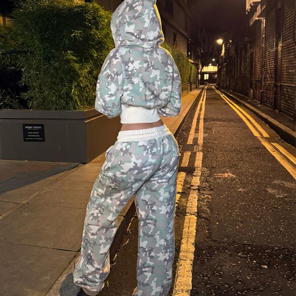 Custom Camouflage Embroidery Ladies Tracksuit Set Matching Hoodie And Sweatpants
