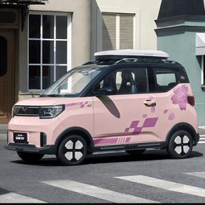Mini Family Sports Cars 2023 Wuling Mini EV Electric Cars in Pure Electric with